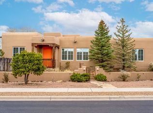 76 Avenida Frijoles, Santa Fe, NM 87507