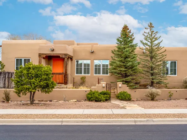 76 Avenida Frijoles, Santa Fe, NM 87507