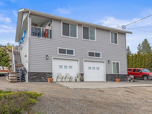 3rd image of 3174 Boucherie Rd
