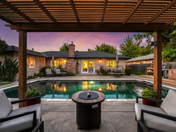 1144 34th Ave, Sacramento, CA 95822