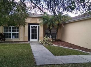 11834 Shrewsbury Ln, Parrish, FL 34219