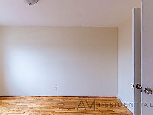 3rd image of 303 Bay 17 St #3