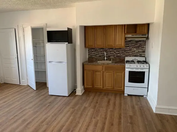 220 S 44th St APT 3F, Philadelphia, PA 19104