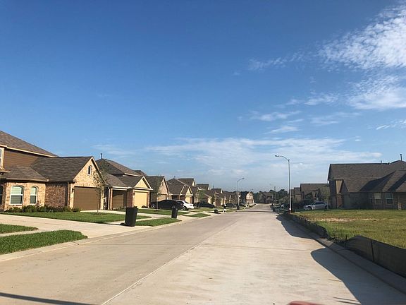4th image of 21122 Fox Hillside Way