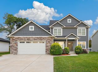 1070 Lakeview Dr, Hobart, IN 46342