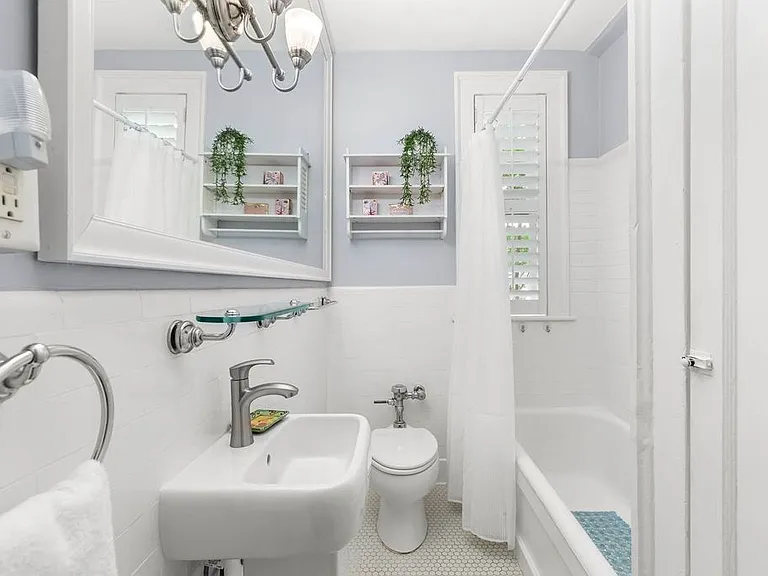 805 Whitaker St #7 — Photo 24