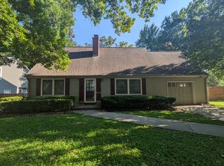 4515 W 72nd Ter, Prairie Village, KS 66208