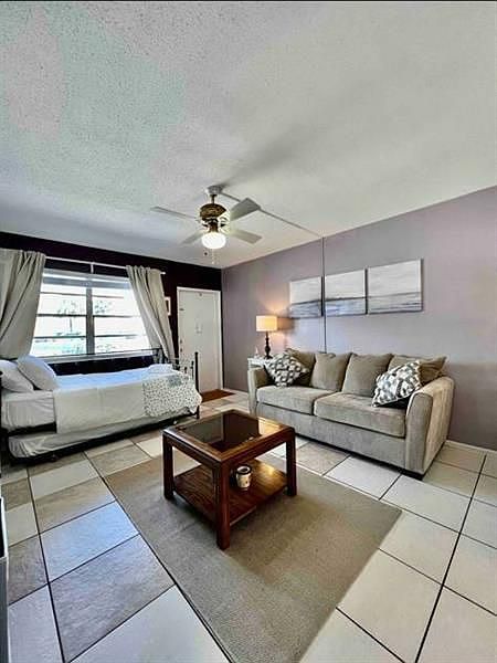 1st image of 4652 Poinciana St APT 2