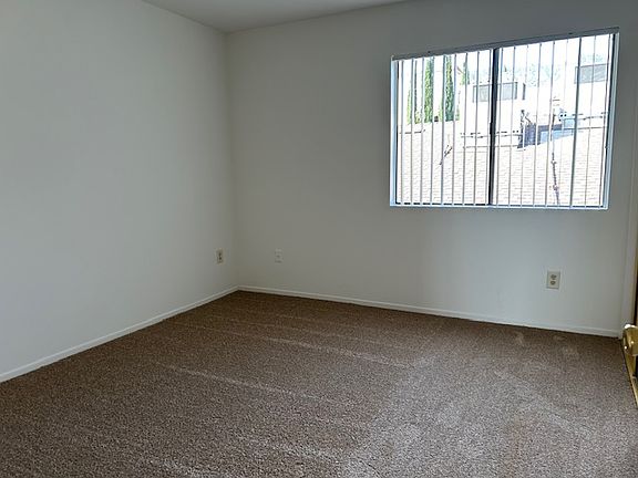 5th image of 623 E Cypress Ave APT 301