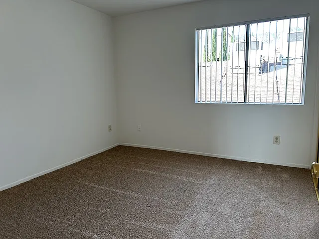 623 E Cypress Ave #301 — Photo 5