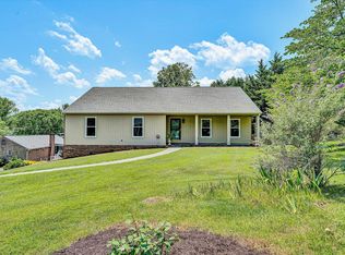 160 Ivy Ln, Daleville, VA 24083