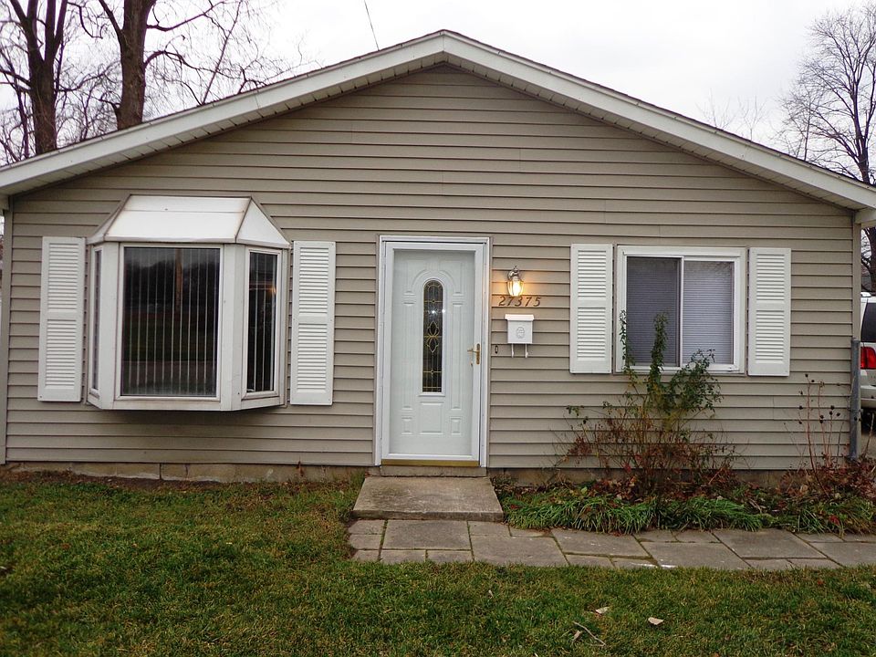 1st image of 27375 Lorenz St