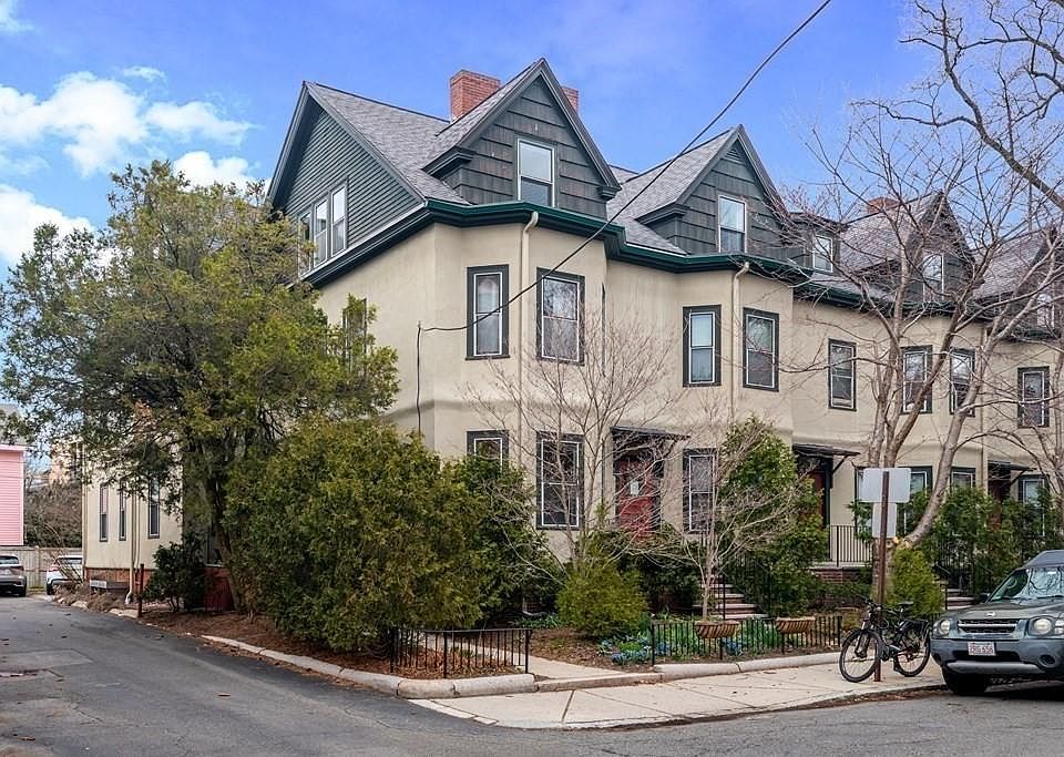 1st image of 41-51 Langdon St #49-3