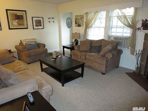 5th image of 244 Roselle St