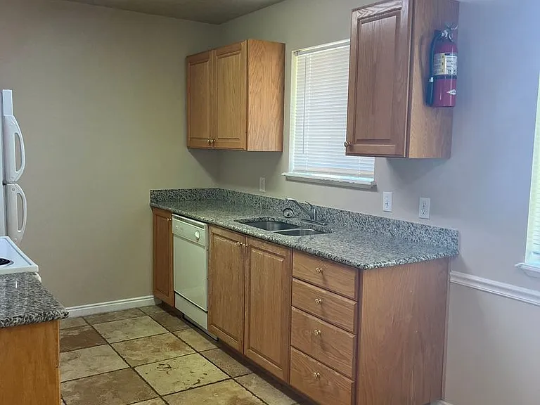 264 N 3 E #702 — Photo 7