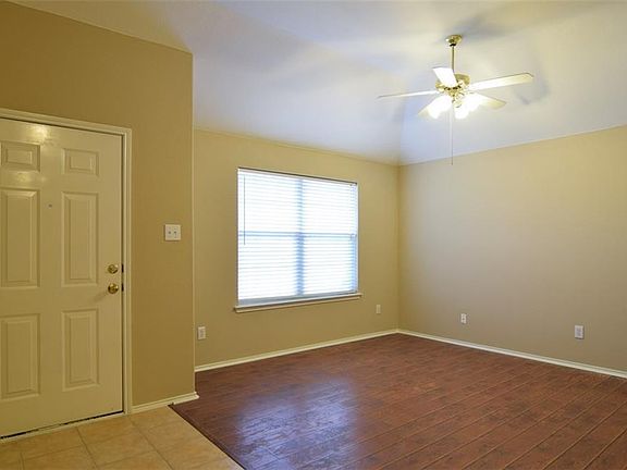 2nd image of 3008 Sweetleaf Dr