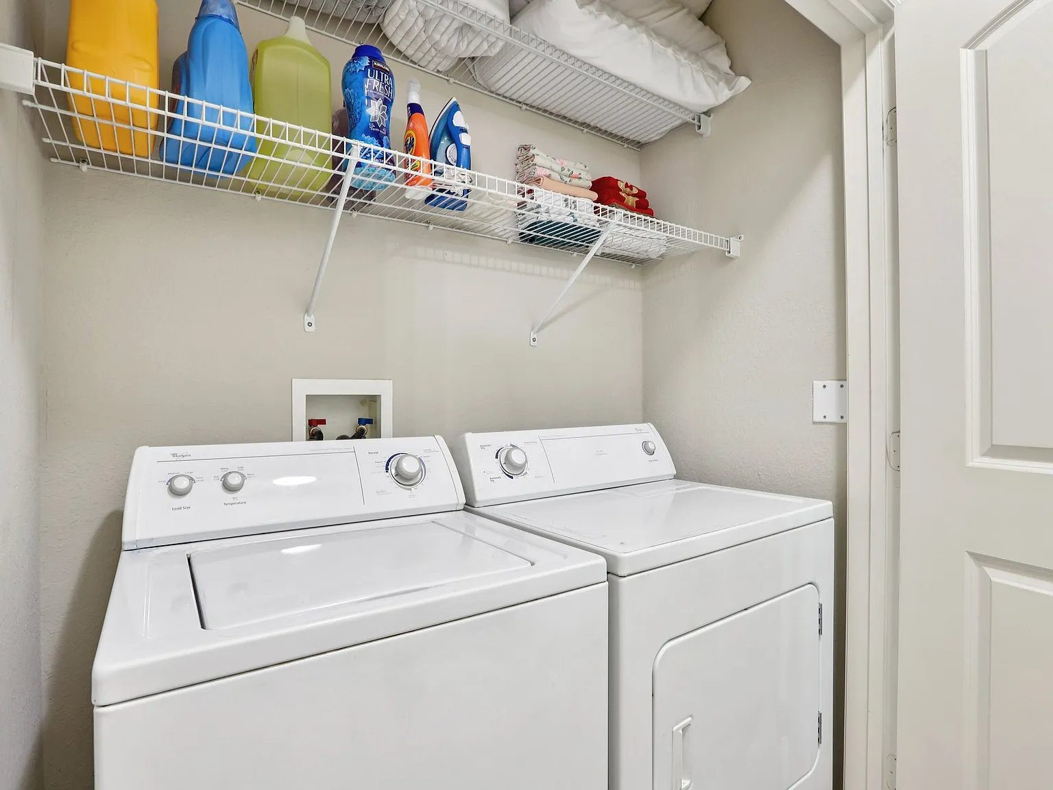 1 bed, 800 sqft, $1,895 — Photo 1