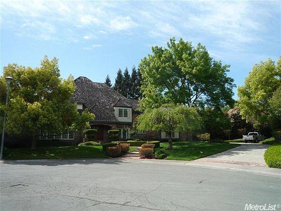 3rd image of 18 Alstan Ct