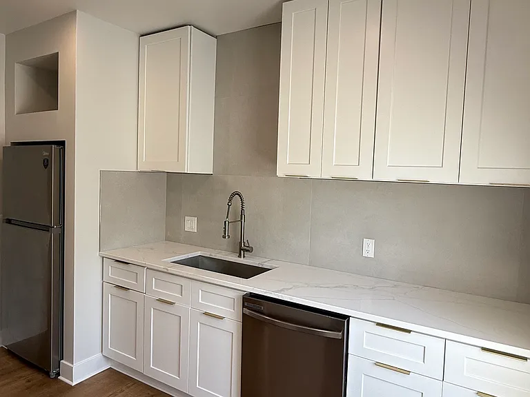 1577 Belmar Rd #1 — Photo 6
