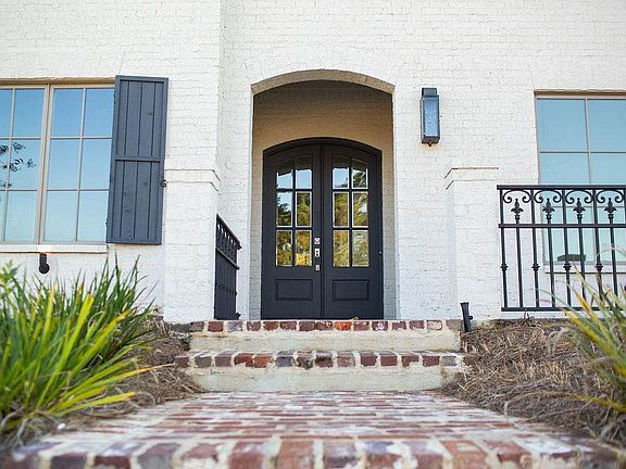 4th image of 177 Ironwood Plantation Blvd