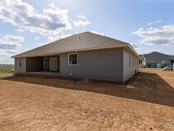 5th image of 1133 Bell Mountain Dr