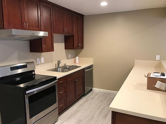 3rd image of 3930 Renick Way