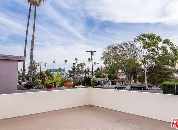 2nd image of 2603 Abbot Kinney Blvd