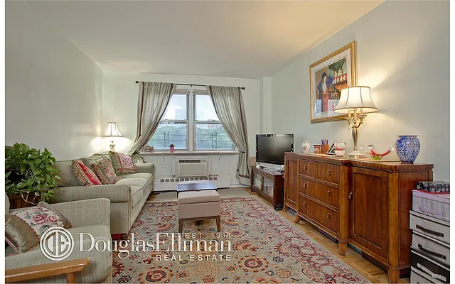 Sold by Douglas Elliman | media 4