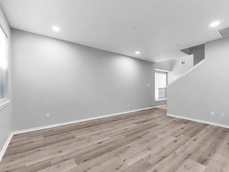 16007 Sandy Path Ln — Photo 22