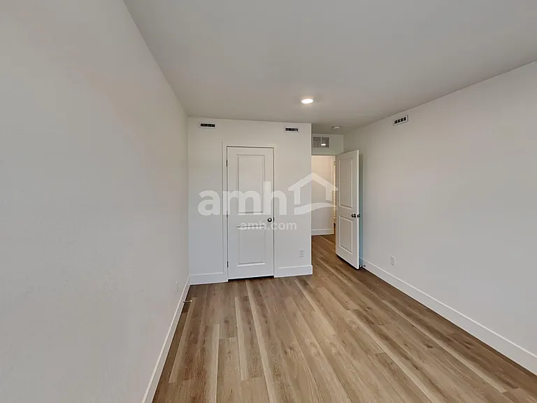 4594 Camden Bridge St — Photo 18