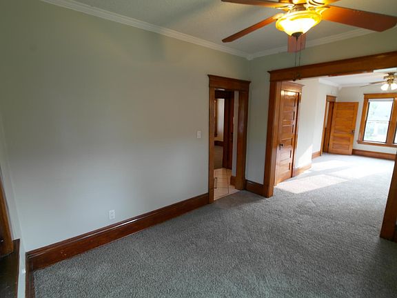 Dining room to living room