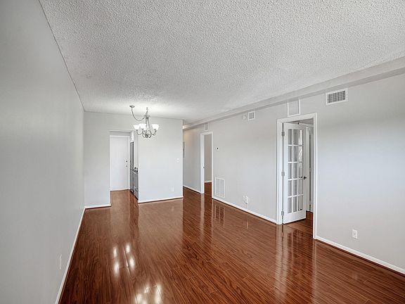 2nd image of 200 S Birch Rd APT 315
