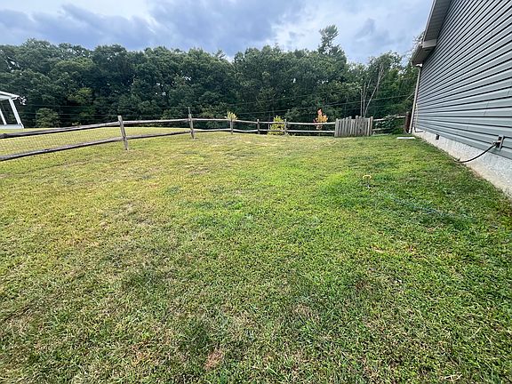 4th image of 5 S Pine Dr