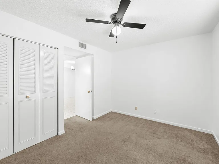 2506 SE Anchorage Cv #2 — Photo 14