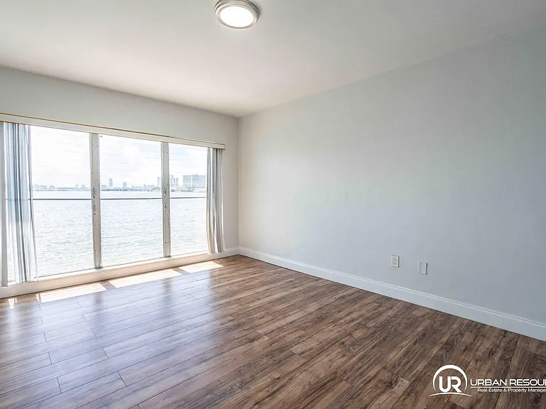 7927 East Dr #278 — Photo 17