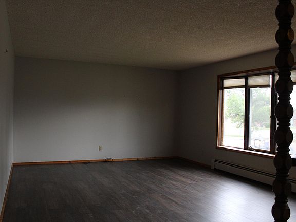 3rd image of 1360 Washington Ave