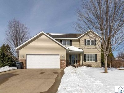 14 Eagle Ridge Ct, North Mankato, MN, 56003
