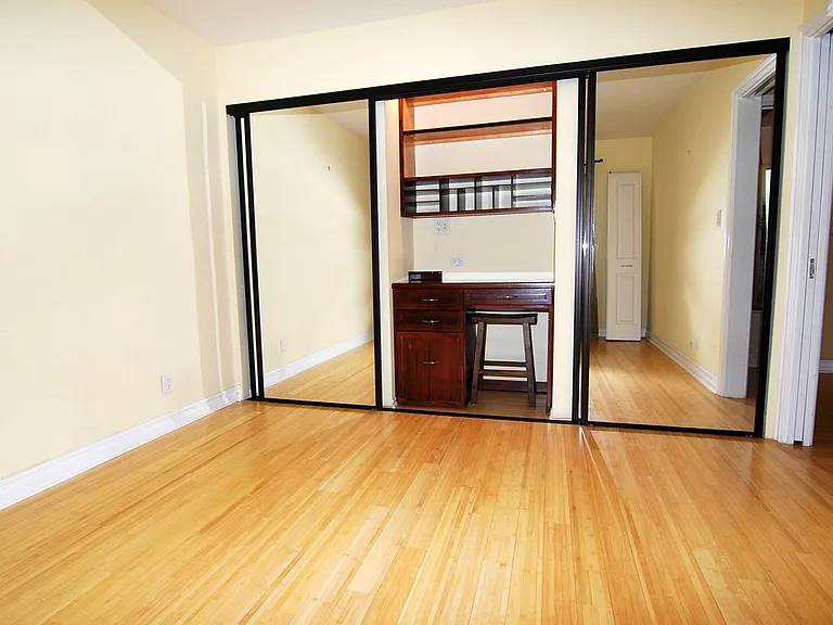 1174 E Ocean Blvd #12 — Photo 8
