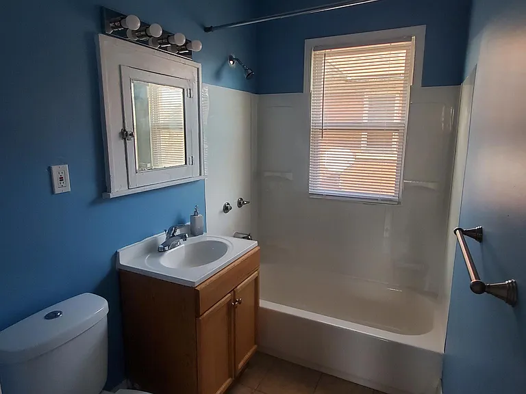 3345 Hogarth Ave #2 — Photo 30