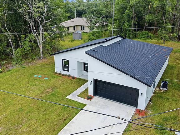 2nd image of 8809 N CIRCULAR WAY