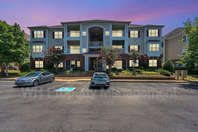 Building Photo - 4846 Bevendean Dr #12