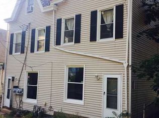 908 Smithton Ave, Pittsburgh, PA