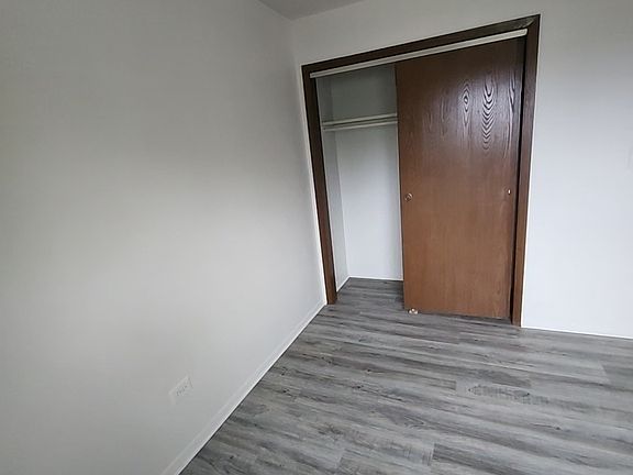 5th image of 1519 N Silver Ln APT 3B