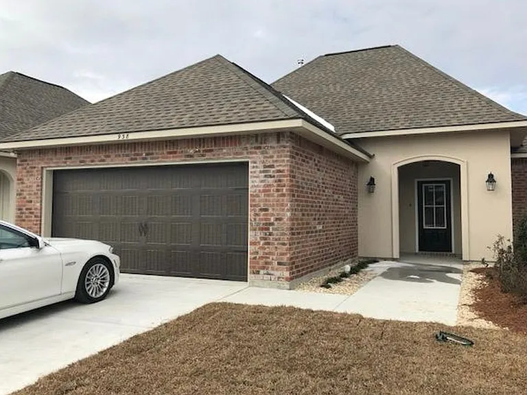 938 Deer Pass Dr — Photo 1