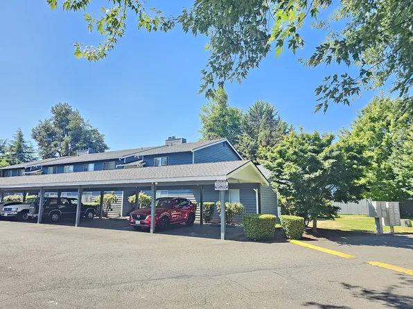 525 11th St NW #C6, Puyallup, WA 98371