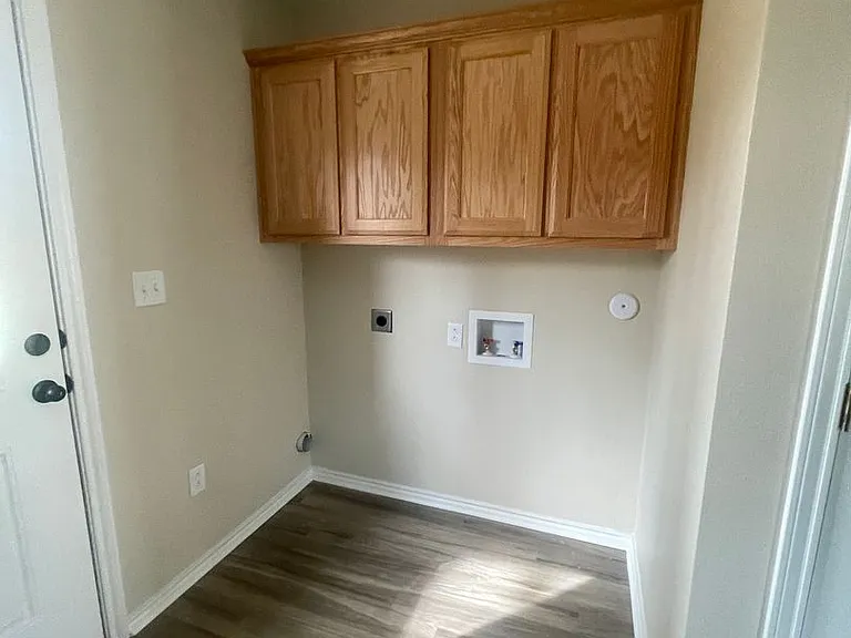1244 14th St SE — Photo 3