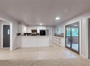 9616 Northland Rd, The Village, OK 73120