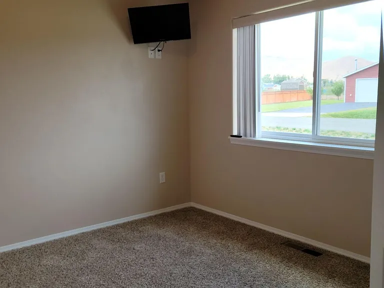Bedroom number 2.