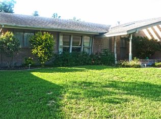 458 Sharon Dr, Corpus Christi, TX 78412