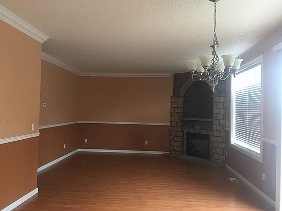 4th image of 3506 NE 43rd St